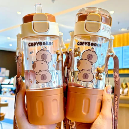 580ml Tritan Cute Capybara Space Cup with Hand-held Ring BPA-Free Portable Camper Water Bottle with Straw and Strap Juice Cup